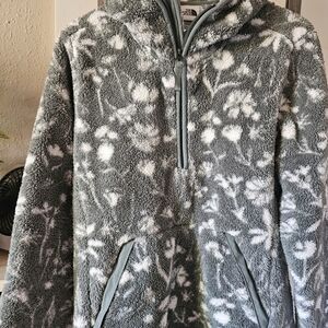 The North Face Sage Green Fleece Pullover